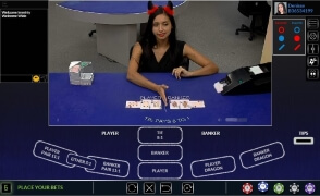 Live Baccarat Table at Vegas Casino Online